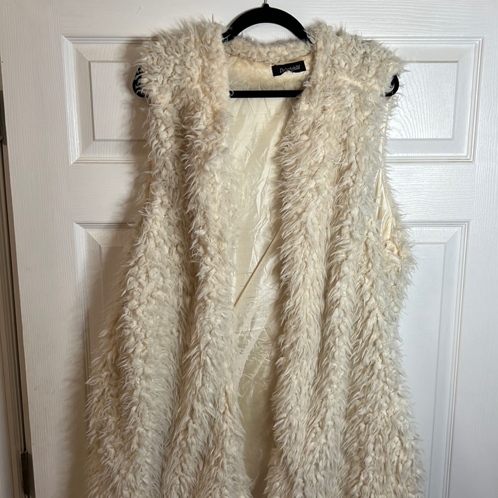 Cream Sherpa Cardigan, Size XL, has pockets